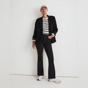 Madewell Curvy Skinny Flare Jeans in Black Frost Wash NM277 Size W 24